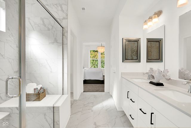 5149 Huntersfield Lane, Avon, IN 46123