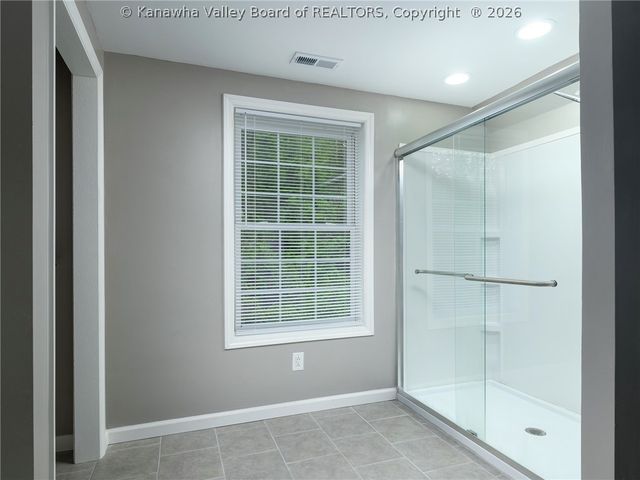 567 Cane Fork Lane, St Albans, WV 25177
