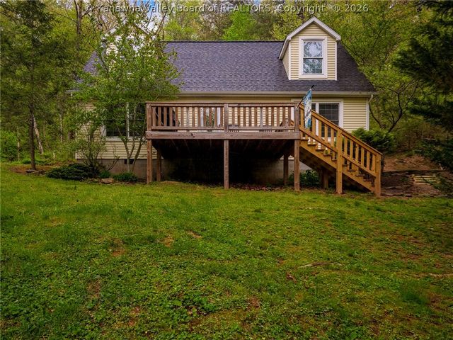 567 Cane Fork Lane, St Albans, WV 25177
