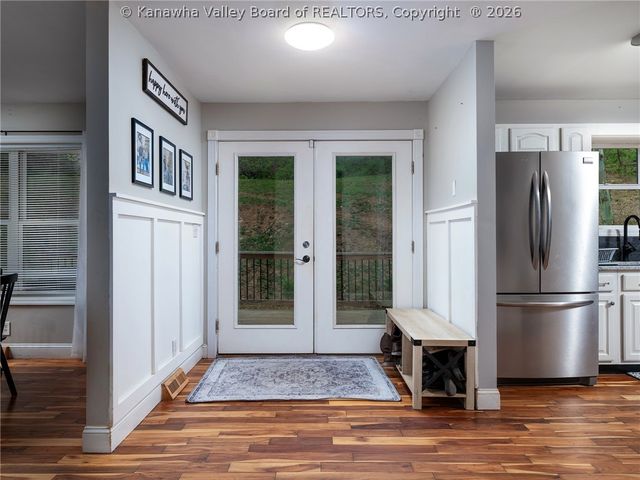 567 Cane Fork Lane, St Albans, WV 25177