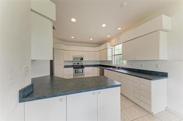5489 DOWNHAM MEADOWS, Sarasota, FL 34235