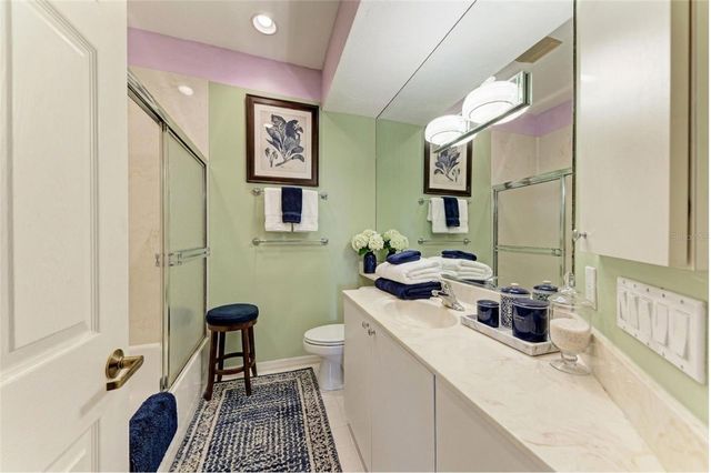 5489 DOWNHAM MEADOWS, Sarasota, FL 34235