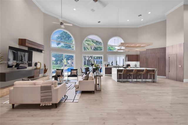 3502 Derby Ln, Weston, FL 33331