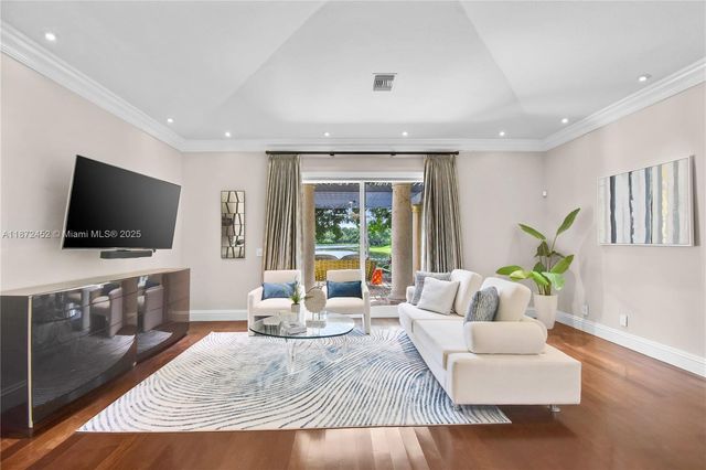 3502 Derby Ln, Weston, FL 33331