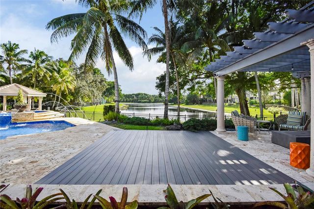 3502 Derby Ln, Weston, FL 33331