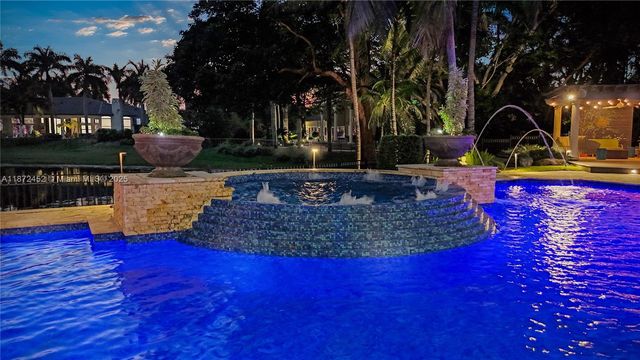 3502 Derby Ln, Weston, FL 33331