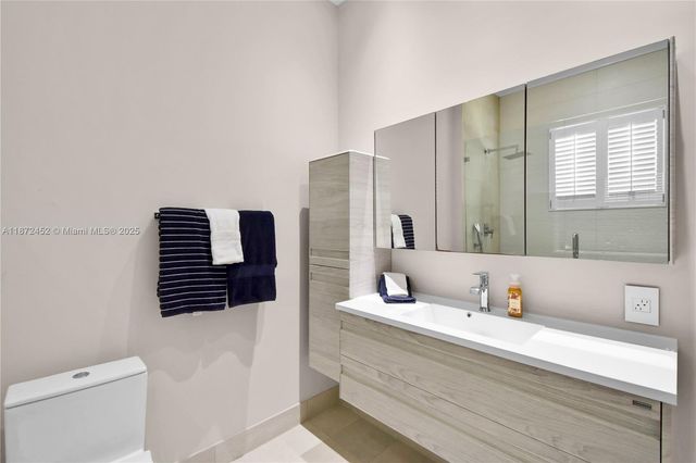 3502 Derby Ln, Weston, FL 33331