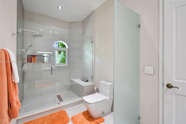 3502 Derby Ln, Weston, FL 33331