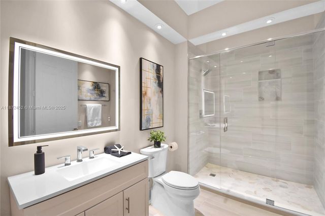 3502 Derby Ln, Weston, FL 33331