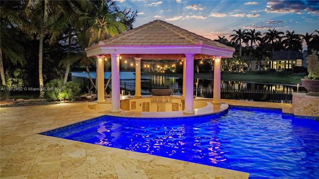 3502 Derby Ln, Weston, FL 33331