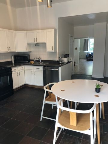 2643 N MILDRED Avenue 2, Chicago, IL 60614