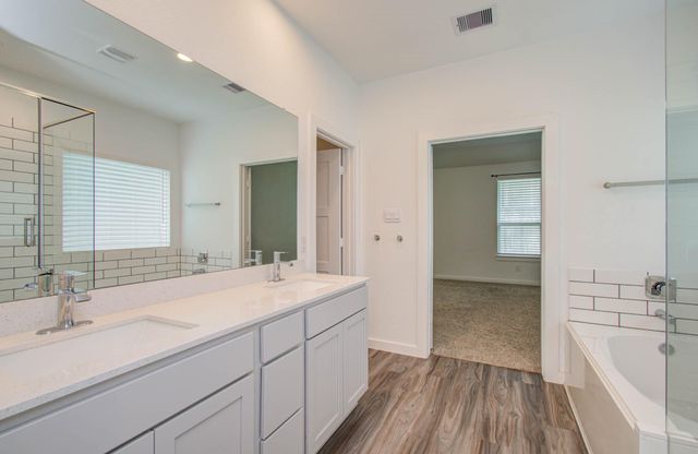 10011 Angelina Woods Lane, Conroe, TX 77384