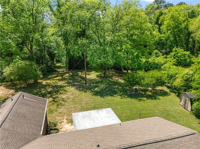 106 E Valley Rd, Rome, GA 30161