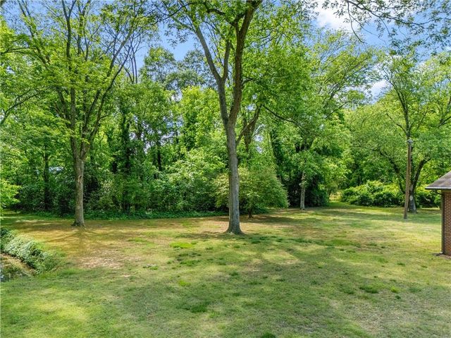 106 E Valley Rd, Rome, GA 30161