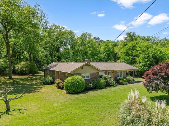 106 E Valley Rd, Rome, GA 30161