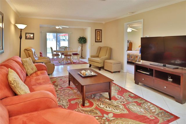 880 MACLAREN DRIVE N B, Palm Harbor, FL 34684