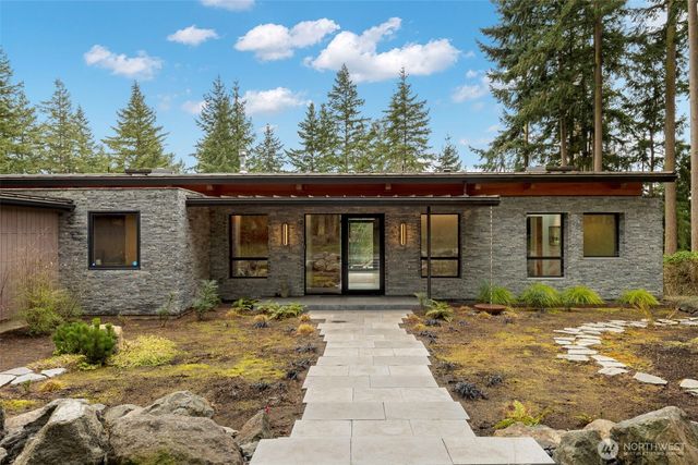 1502 Holcomb Street, Port Townsend, WA 98368