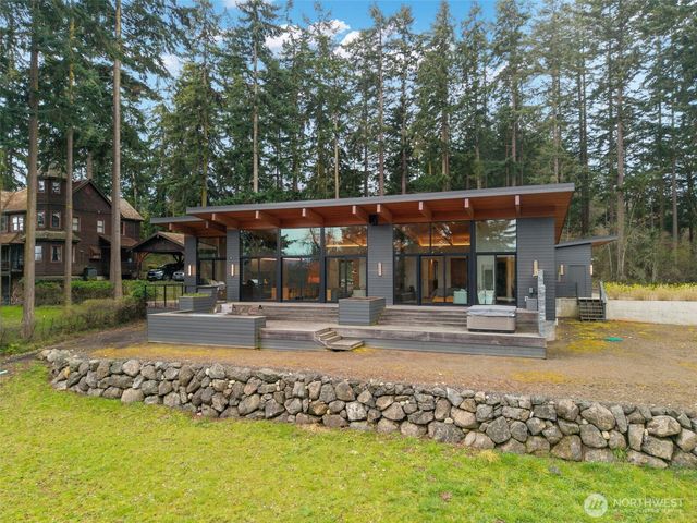 1502 Holcomb Street, Port Townsend, WA 98368
