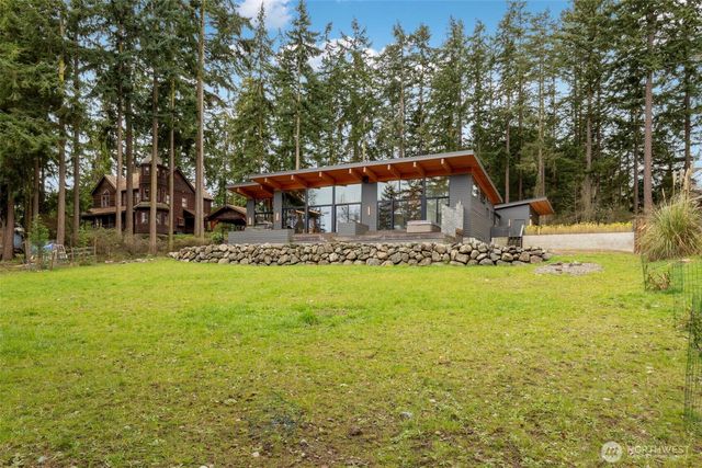 1502 Holcomb Street, Port Townsend, WA 98368