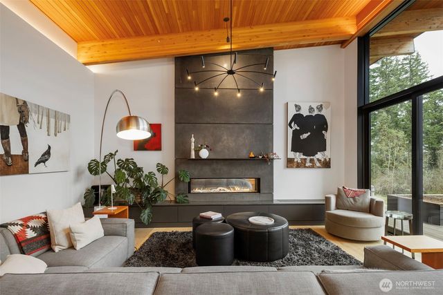 1502 Holcomb Street, Port Townsend, WA 98368