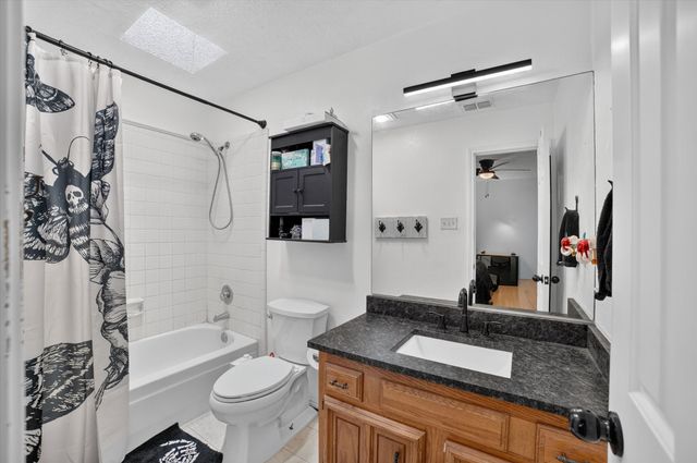 1 Meadow Lane, Bedford, TX 76021