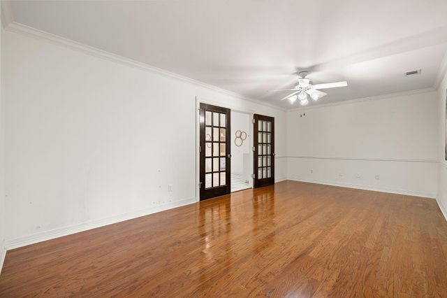 901 LAUDER DR, Spicewood, TX 78669