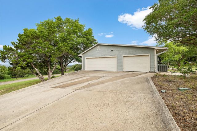 901 LAUDER DR, Spicewood, TX 78669