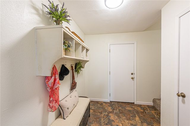 3320 N Wagner Road, Fayetteville, AR 72704