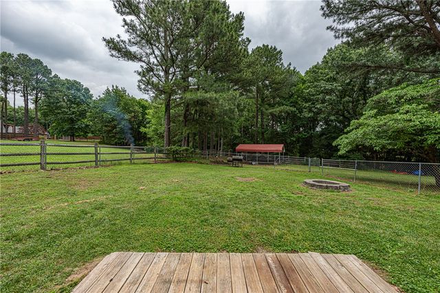 3320 N Wagner Road, Fayetteville, AR 72704