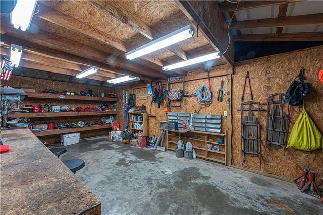 3320 N Wagner Road, Fayetteville, AR 72704