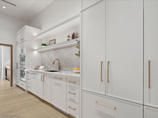 117 West ST, Naples, FL 34108