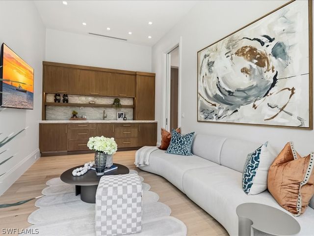 117 West ST, Naples, FL 34108