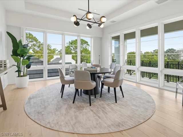 117 West ST, Naples, FL 34108