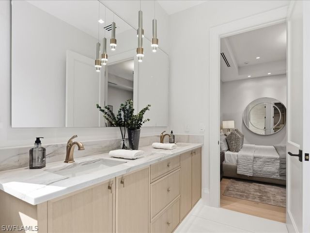 117 West ST, Naples, FL 34108