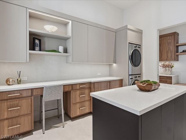 117 West ST, Naples, FL 34108