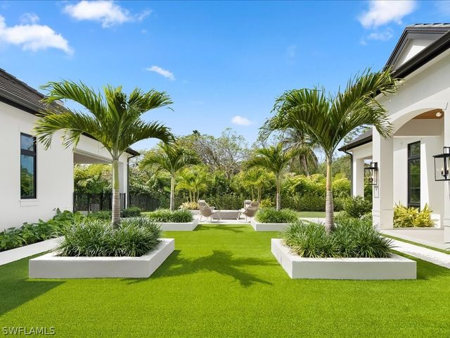 117 West ST, Naples, FL 34108