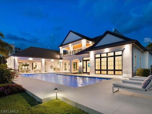 117 West ST, Naples, FL 34108