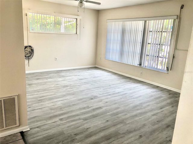 804 67TH AVENUE TERRACE W, Bradenton, FL 34207