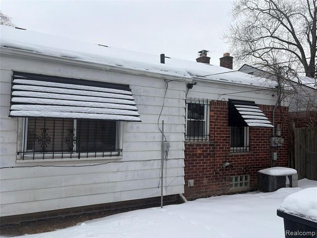 19711 Greydale Avenue, Detroit, MI 48219