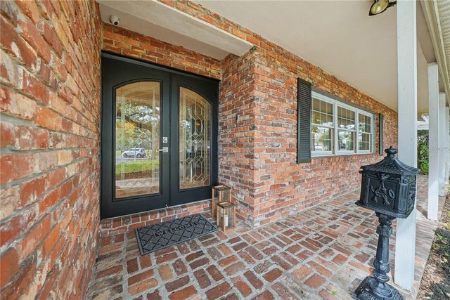 1868 JUAREZ WAY S, St Petersburg, FL 33703