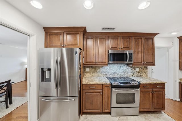 1868 JUAREZ WAY S, St Petersburg, FL 33703