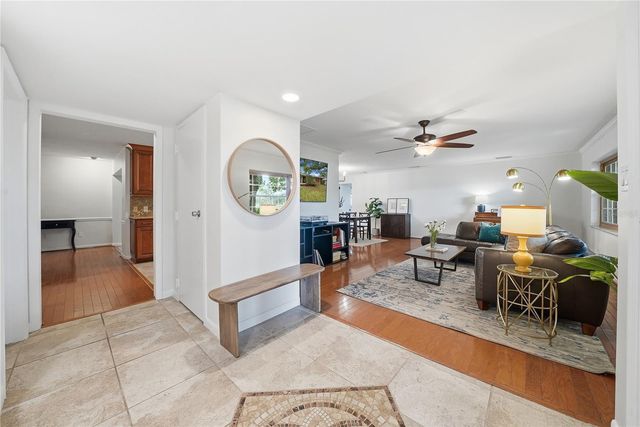 1868 JUAREZ WAY S, St Petersburg, FL 33703