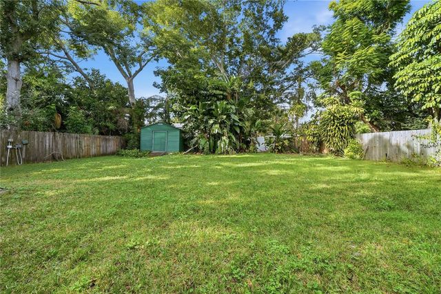 1868 JUAREZ WAY S, St Petersburg, FL 33703