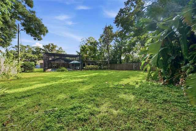 1868 JUAREZ WAY S, St Petersburg, FL 33703