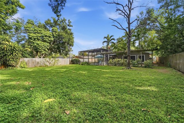 1868 JUAREZ WAY S, St Petersburg, FL 33703