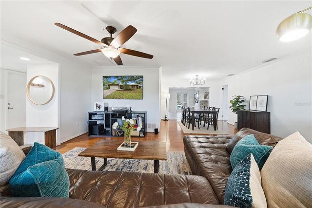 1868 JUAREZ WAY S, St Petersburg, FL 33703