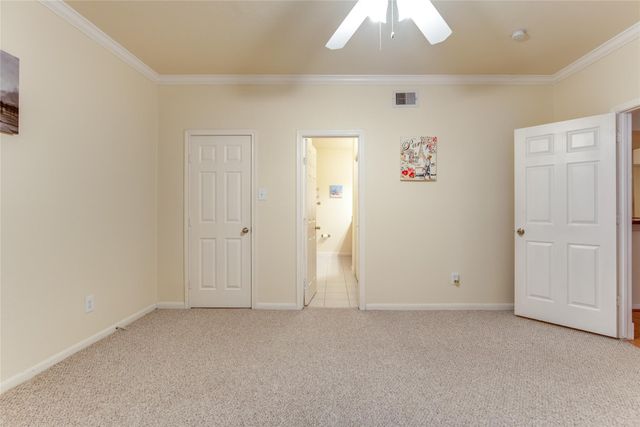 2255 Braeswood Park Drive 235, Houston, TX 77030