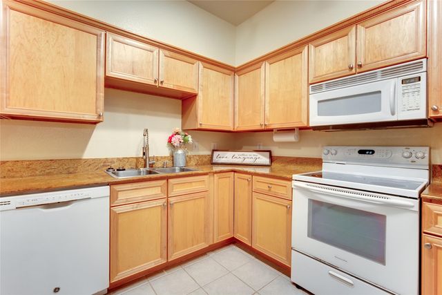 2255 Braeswood Park Drive 235, Houston, TX 77030