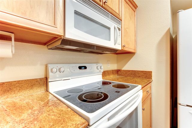 2255 Braeswood Park Drive 235, Houston, TX 77030