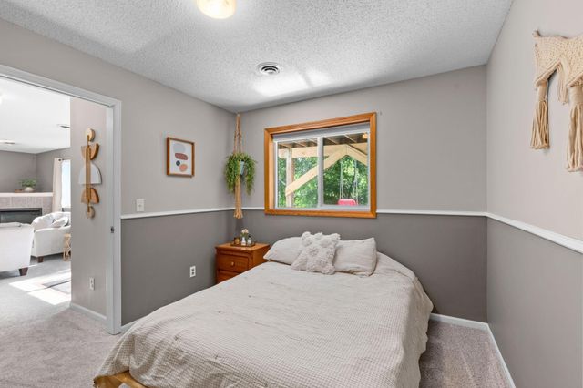 13112 Elgin Drive NW, Elk River, MN 55330